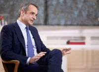 Δημοσκόπηση-πονοκέφαλος για την αντιπολίτευση: ΝΔ στο 29,6%, Τσίπρας–ΠΑΣΟΚ στη μάχη του 61%!