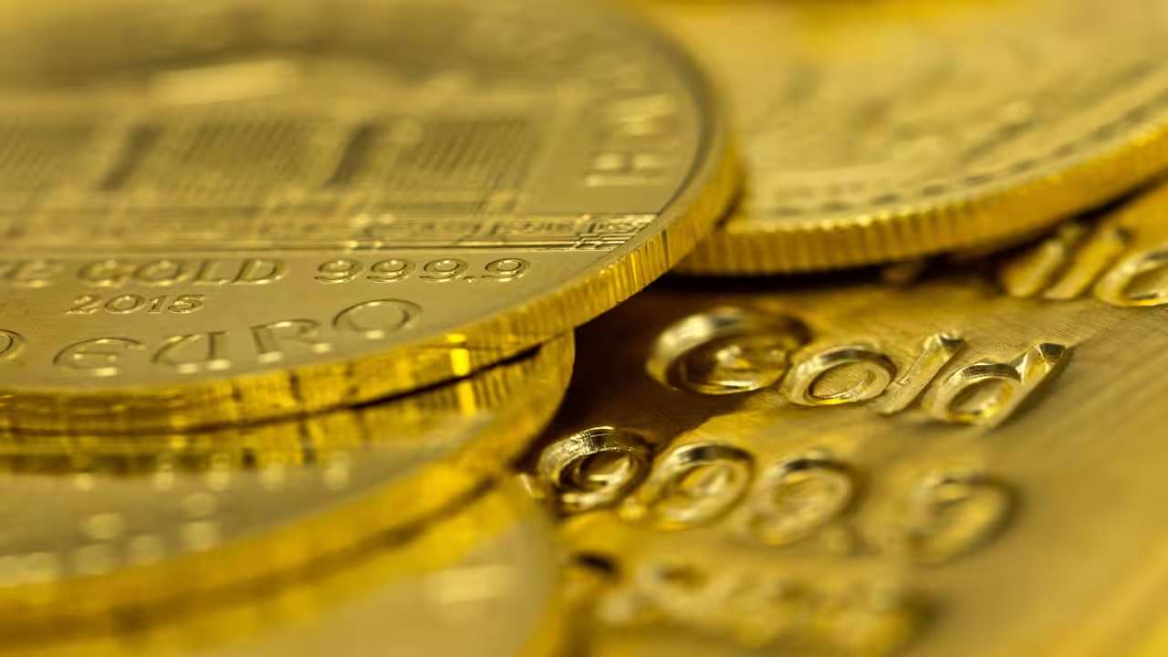 Χρυσός: Έρχεται νέο ιστορικό ρεκόρ; Το στοίχημα των 5.500 δολαρίων και ο φόβος για το δολάριο