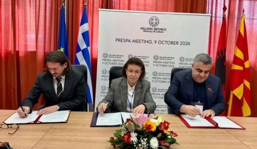 Μενδώνη: Οι Πρέσπες ενώνουν τρεις χώρες – Ελληνική πρωτοβουλία για ιστορική ένταξη στην UNESCO