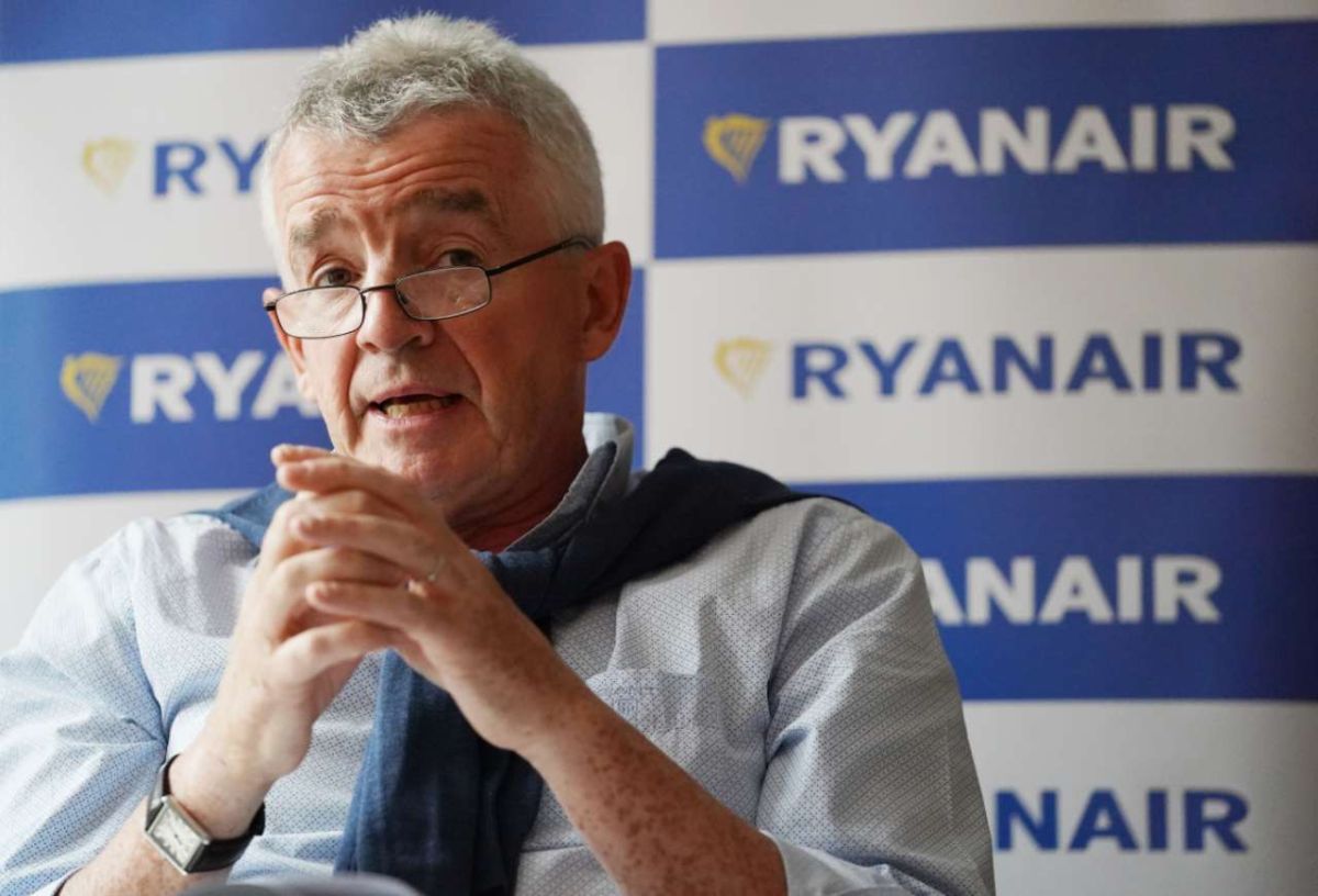 Σοκ στα αεροπορικά εισιτήρια: Η Ryanair προειδοποιεί για αυξήσεις έως 20% – Φωτιά στα ταξίδια στην Ευρώπη