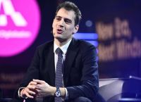 Τεχνητή νοημοσύνη: Η Ευρώπη θέλει να ξεφύγει από τις ΗΠΑ, αλλά ανοίγει την πόρτα στην Κίνα!