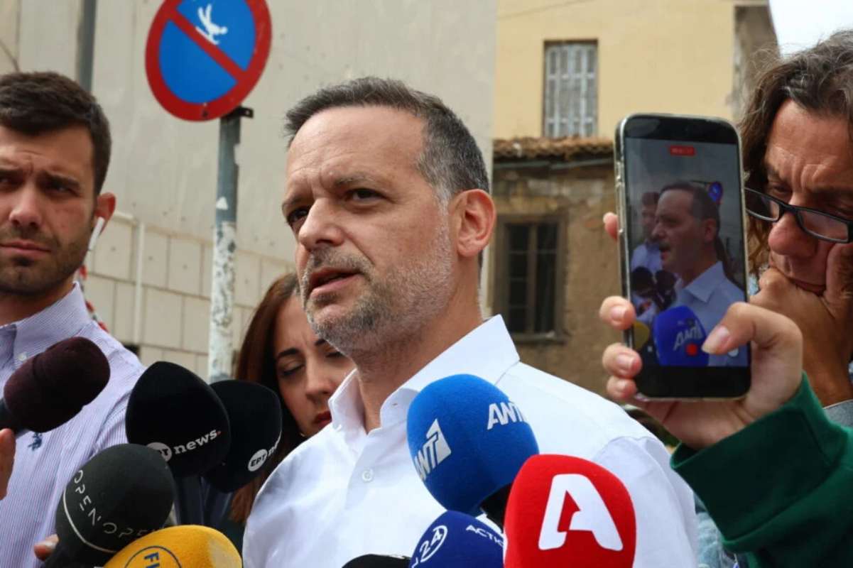 Δούκας για Γκράβα: «Δεν ανοίγει ούτε με 1‰ κίνδυνο» – Συναγερμός για την οσμή αερίου στα σχολεία
