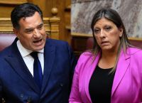 «Τύραννος, ψώνιο, φασίστας!» – Άδωνις κατά Ζωής: «Ποια νομίζετε ότι είστε;»