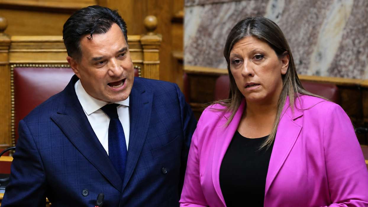 «Τύραννος, ψώνιο, φασίστας!» – Άδωνις κατά Ζωής: «Ποια νομίζετε ότι είστε;»