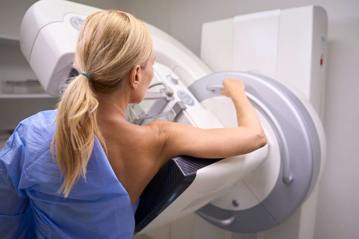 Καρκίνος μαστού: Το χάπι της Roche που μειώνει 30% τον κίνδυνο υποτροπής – Η μεγάλη ανατροπή στην ογκολογία