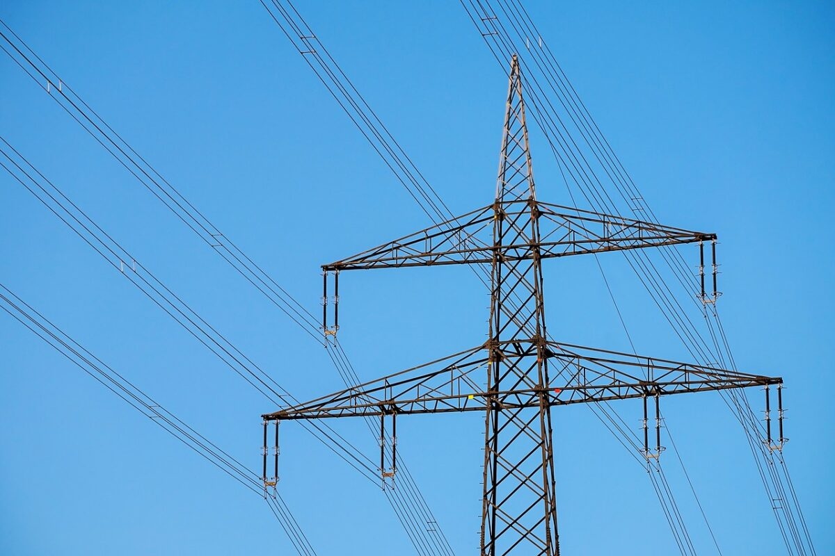 ΔΕΔΔΗΕ: Έως και 662,21 ευρώ θα κοστίσουν στους καταναλωτές οι ρευματοκλοπές