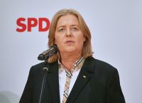 Παραίτηση-βόμβα της υπουργού Εργασίας στη Γερμανία