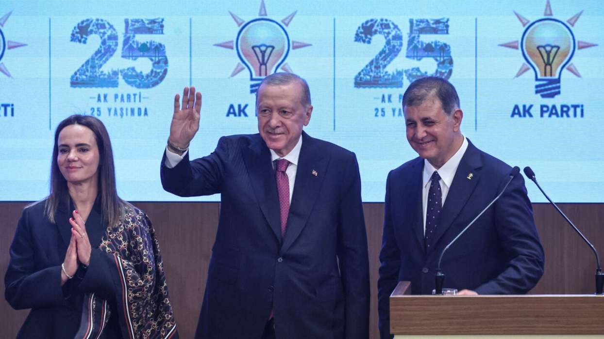 Ερντογάν: «Άλωσε» τη Σμύρνη χωρίς κάλπες – Το Al-Monitor αποκαλύπτει το νέο πλήγμα στην αντιπολίτευση