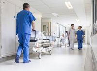 Όλες οι αλλαγές σε βαρέα και ανθυγιεινά νοσηλευτών – Φθηνότερη η εξαγορά πλασματικού χρόνου, σύνταξη στα 62