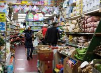«Be Ready»: Η βρετανική κυβέρνηση καλεί τους πολίτες να αποθηκεύσουν νερό και τρόφιμα για τρεις ημέρες