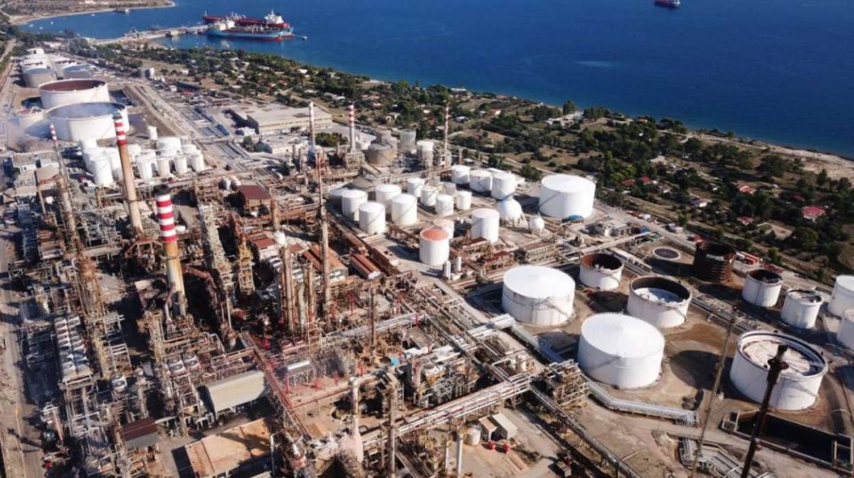 Europe Shuts Down 35 Oil Refineries as Greece Emerges as a Strategic Energy Powerhouse