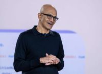 Η Microsoft πατάει «φρένο» στην AI: «Το γάλα ελέγχεται περισσότερο» – Ποιος θα πληρώνει τις ζημιές;