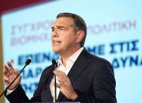 Τσίπρας: «Δεν περπατάει το αφήγημα της τρίτης τετραετίας» – Σφοδρή αντεπίθεση ΠΑΣΟΚ για Γκίλφοϊλ και διαπλοκή