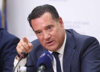 Άδωνις κατά MEGA για την Κύθνο: «Η πλάκα τελειώνει εδώ» – Σκληρή απάντηση για το ΕΣΥ
