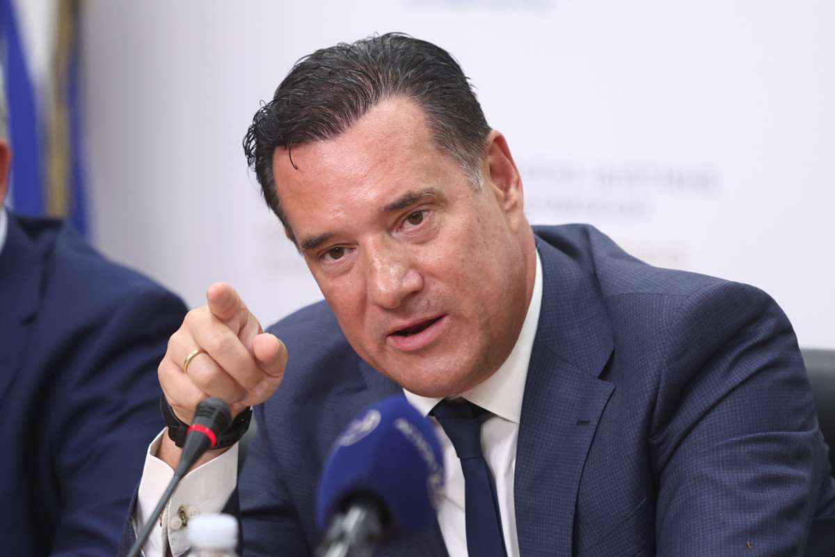 Άδωνις κατά MEGA για την Κύθνο: «Η πλάκα τελειώνει εδώ» – Σκληρή απάντηση για το ΕΣΥ