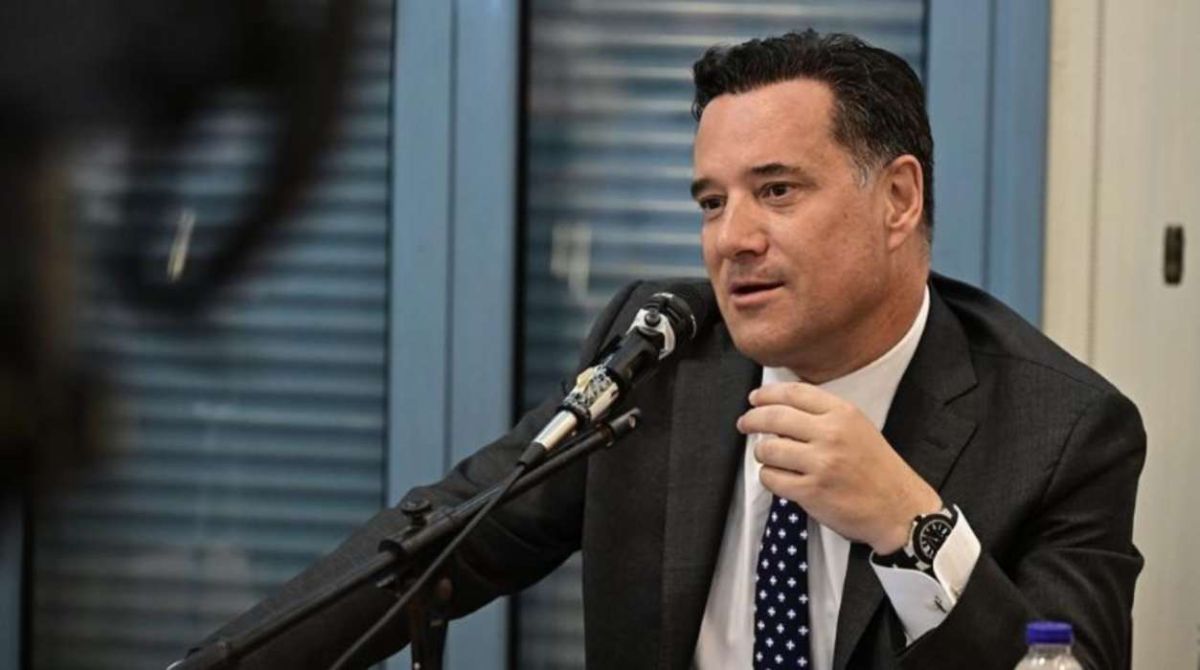 Άδωνις: Κίνητρο 1.500 ευρώ τον μήνα για καρδιολόγο στη Λέρο — Η δωρεά Αλαφούζου