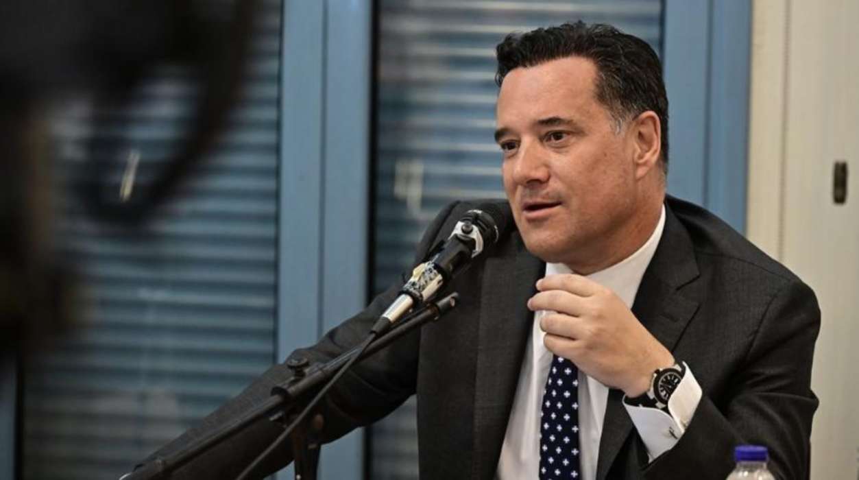Άδωνις: Κίνητρο 1.500 ευρώ τον μήνα για καρδιολόγο στη Λέρο — Η δωρεά Αλαφούζου