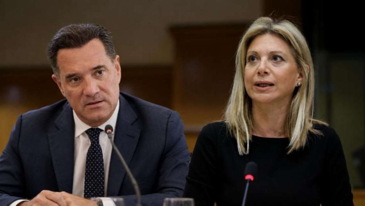 Άδωνις σε Καρυστιανού: «Δείξτε το χαρτί του ΙΣΘ» – Νέα κόντρα για τον έλεγχο στο ιατρείο