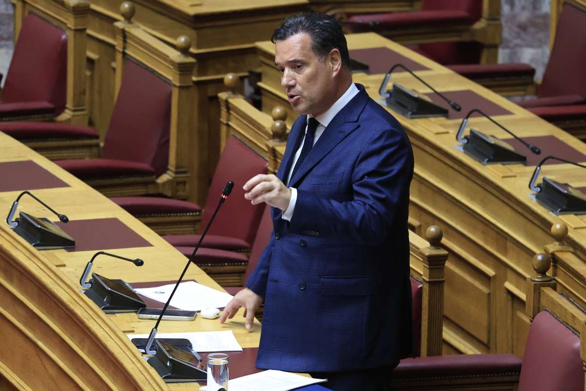 Άδωνις σε Έξαρχο: «Πολιτικά ανέντιμο να υπόσχεσαι όσα δεν γίνονται» – Η μάχη για τη Λευκάδα