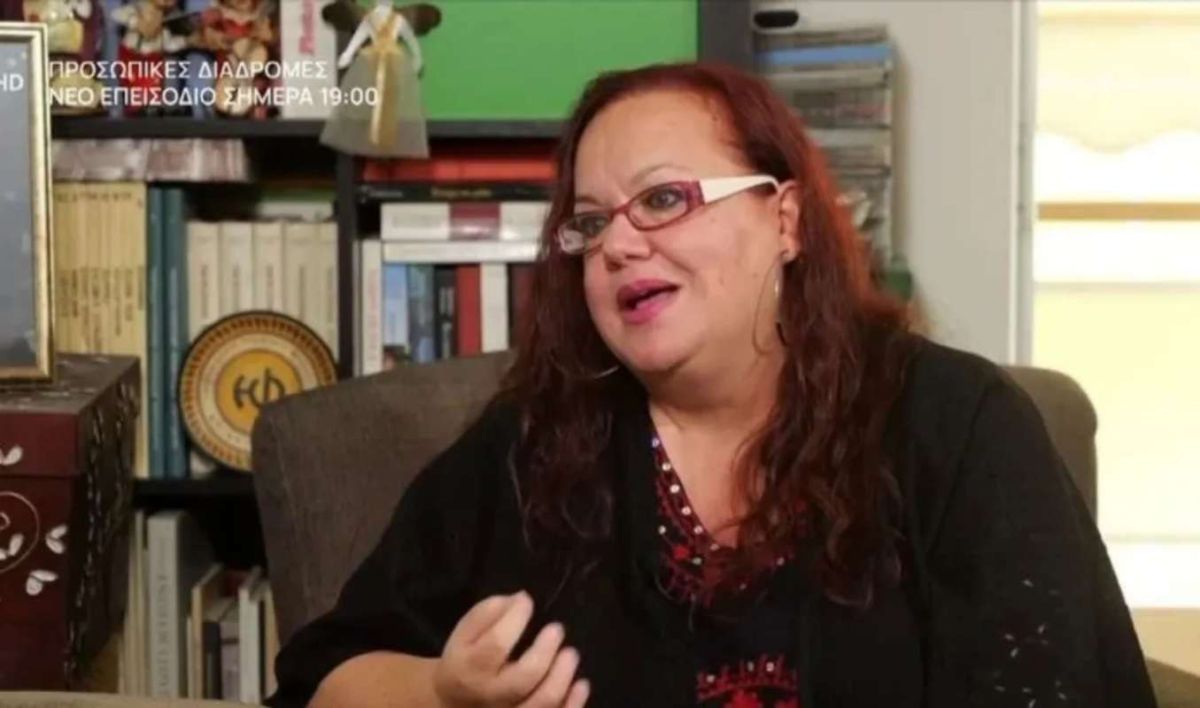 Αλεξία Μουστάκα: “Ο πατέρας μου έφυγε από καρκίνο και μου το έκρυβε”-Η μάχη της μητέρας της με το Αλτσχάιμερ