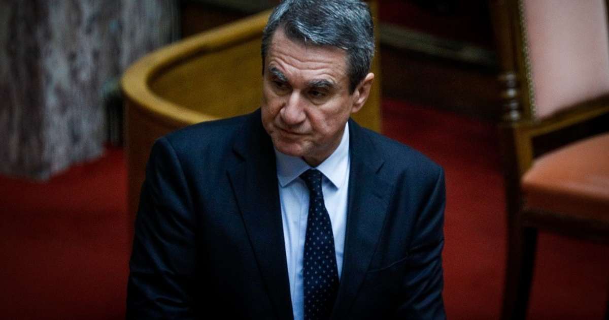 Ο Λοβέρδος «καρφώνει» το ΠΑΣΟΚ: «Δεν αναγνωρίζω την ιστορία του» – Στήριξη σε Μητσοτάκη