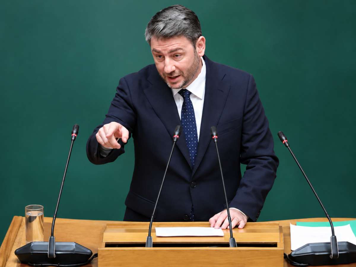 ΠΑΣΟΚ κατά Μενδώνη για τα λείψανα του Τσάρου Σαμουήλ: «Δώστε στη Βουλή τη συμφωνία με τη Βουλγαρία»