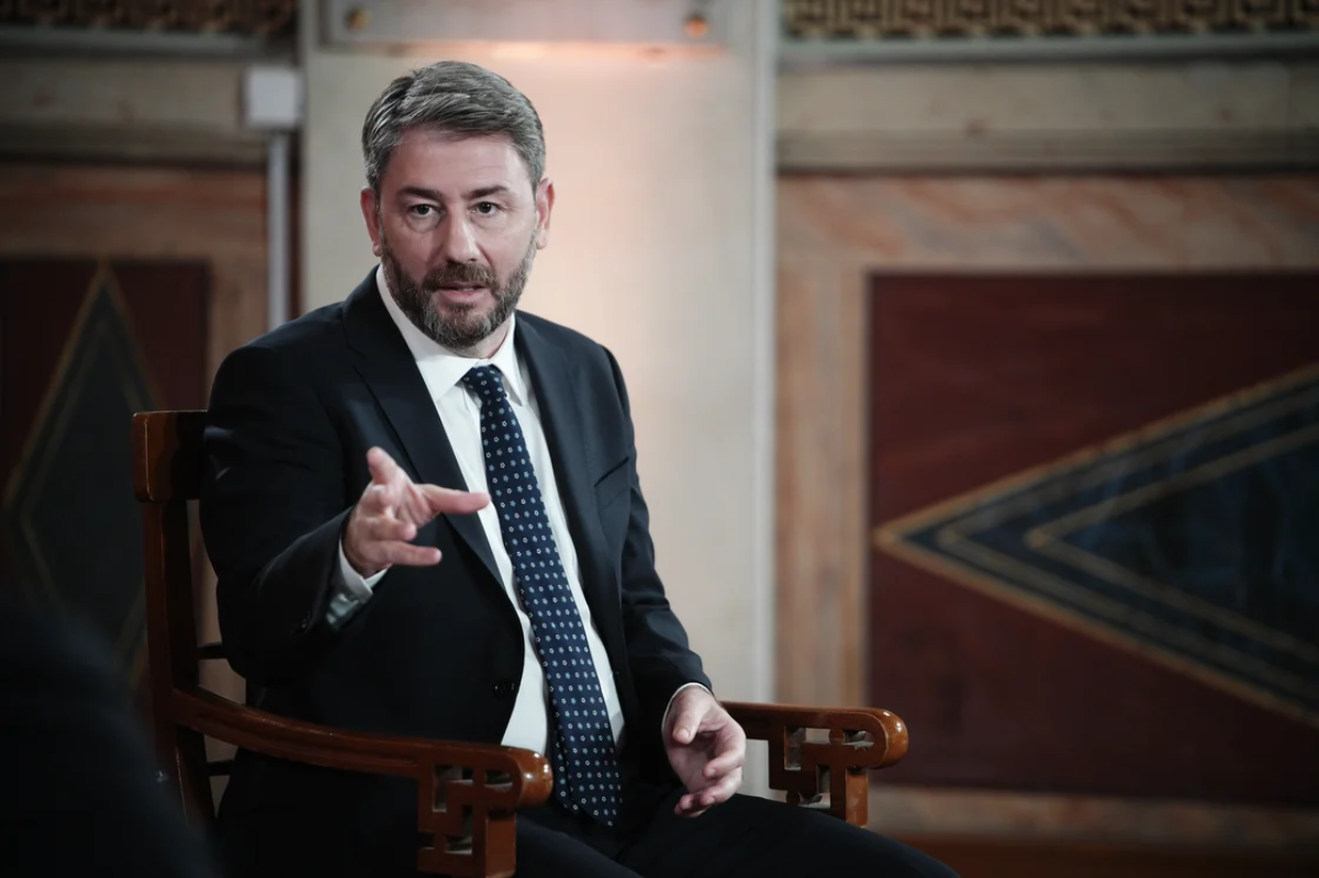 Ανδρουλάκης κατά Μητσοτάκη:«Φαεινή ιδέα που δίνει μπίζνα στους εργολάβους»–«Απέτυχε το επιτελικό κράτος»