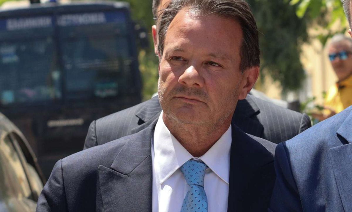 Λύτρας: Νέος έρωτας με εντυπωσιακή καλλονή μετά τον χωρισμό! Η πρώτη αντίδραση της Δώρας Παπαδοπούλου