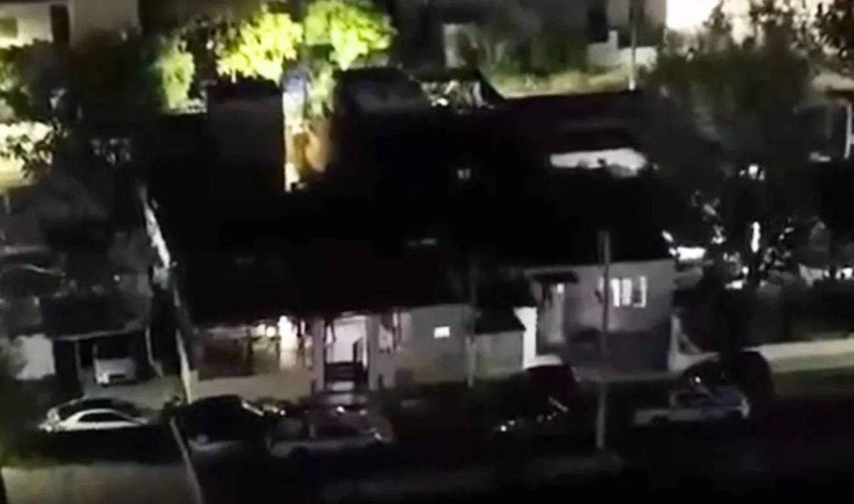 Μέγαρα: Έφοδος ΕΛ.ΑΣ. στην «αποθήκη» της σπείρας με λεία 350.000 ευρώ–Η στιγμή της αστυνομικής επιχείρησης