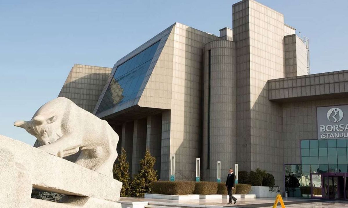 Σεισμός στην Τουρκία: Κραχ 95%, ύποπτα δισεκατομμύρια και «γροθιές» στο σκάνδαλο Tera–Σκιές πάνω από Ερντογάν