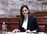 Αχτσιόγλου: Γράφτηκε στην ΕΛΑΣ μπροστά στην κάμερα – «Άντε και σε καλή μεριά» το μήνυμα στον Τσίπρα
