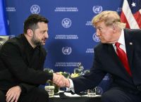 Σοκ με Τραμπ: Ανακοίνωσε εκεχειρία με τον Πούτιν χωρίς τον Ζελένσκι – «Πρώτη φορά το ακούω!»