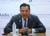 Άδωνις: «8 στα 10 το Κέντρο Υγείας Πάρου» – Η απάντηση στη «συμμορία της μιζέριας»