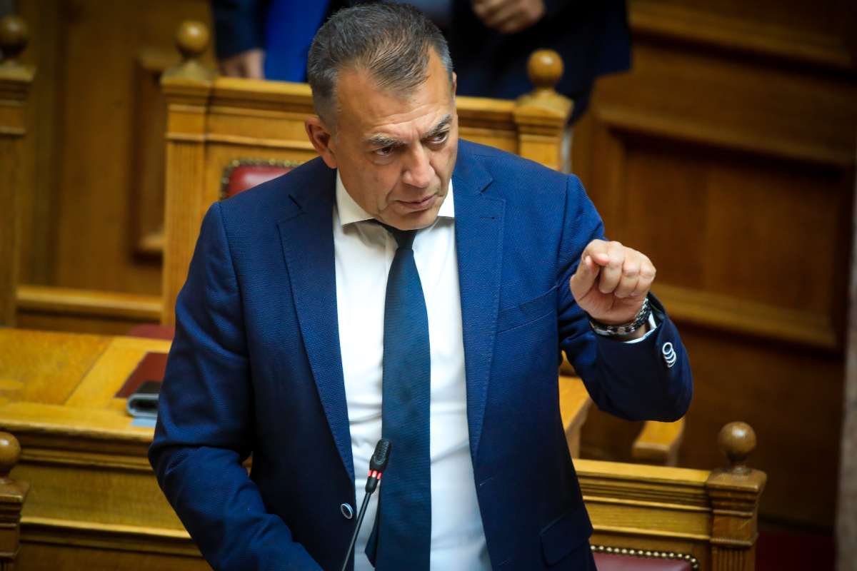 Βρούτσης: “Παγώνουν” οι επιχορηγήσεις στην ΕΟΚ – Στο μικροσκόπιο τα οικονομικά της τριετίας 2024-2026