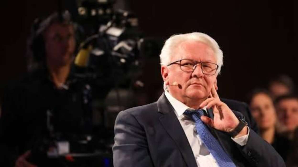 FT: Στο στόχαστρο στελέχη της ευρωπαϊκής άμυνας — Ο «σκιώδης πόλεμος» αγγίζει πρόσωπα