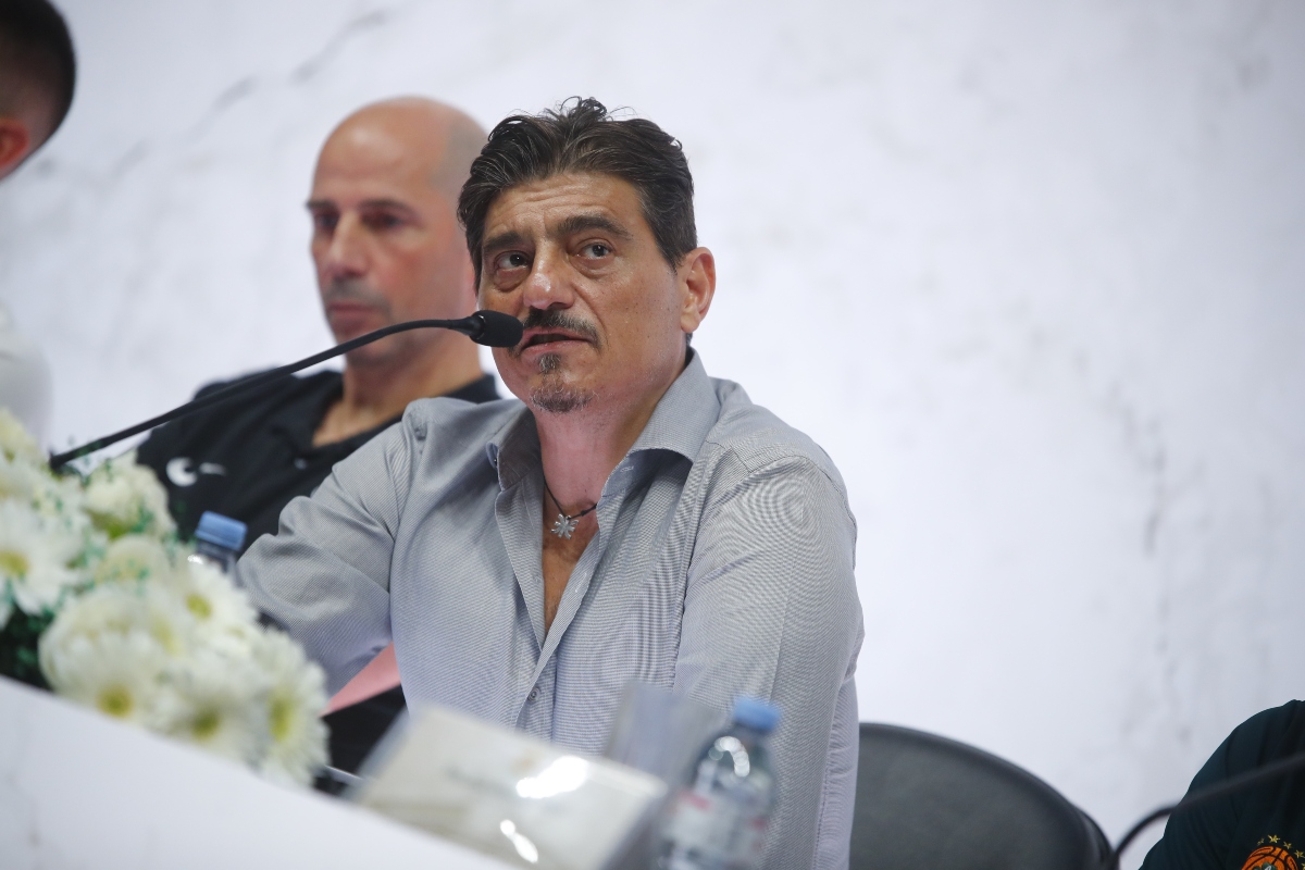«Πυρά» Γιαννακόπουλου στον Ολυμπιακό: «Να μη γίνει καλά ο Λεσόρ;» [pic]
