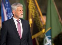 Πρόεδρος Τσεχίας κατά Τραμπ: Το ντιζελο-ντιλ με τη Ρωσία έδωσε νέα ελπίδα στον Πούτιν
