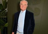 Ο δισεκατομμυριούχος που «αγοράζει» την αγγλική ύπαιθρο: Χωριά, παμπ και καταγγελίες για περιβαλλοντική ζημιά