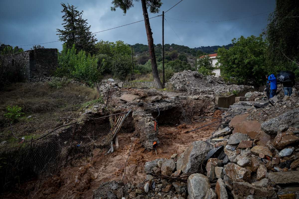 Κακοκαιρία στην Κρήτη: Πλημμύρες, εκκενώσεις και απεγκλωβισμοί – Χωρίς νερό 2.500 κάτοικοι