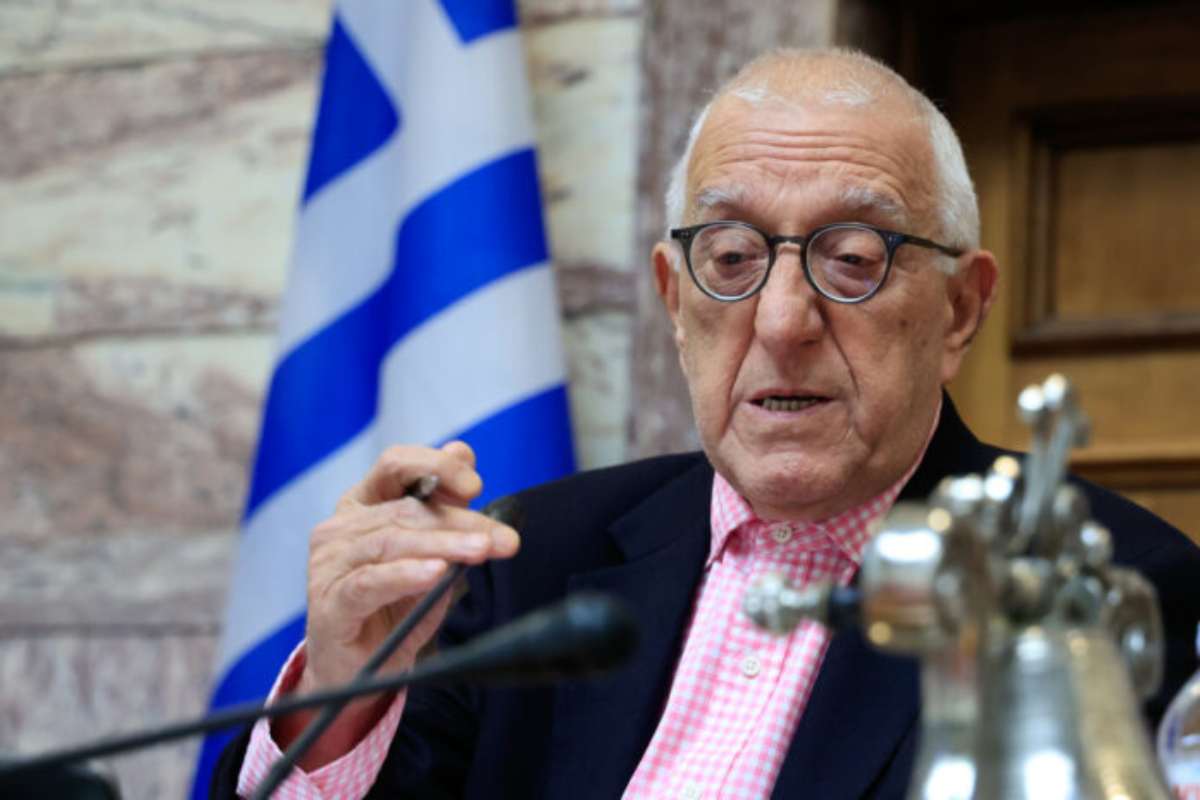 Κακλαμάνης κινεί τη διαδικασία για το Ειδικό Δικαστήριο Τριαντόπουλου – Κλήρωση μέσα στον Οκτώβριο