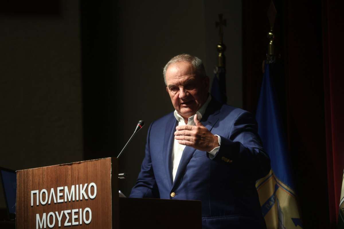 Καραμανλής: Νέα παρέμβαση στο Πολεμικό Μουσείο – Σενάρια «πονοκεφάλου» στο Μαξίμου!