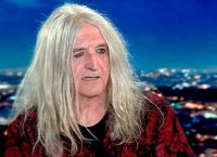 Νίκος Καρβέλας: Βρήκε την επόμενη «Άννα Βίσση» – Πασίγνωστη τραγουδίστρια του έντεχνου