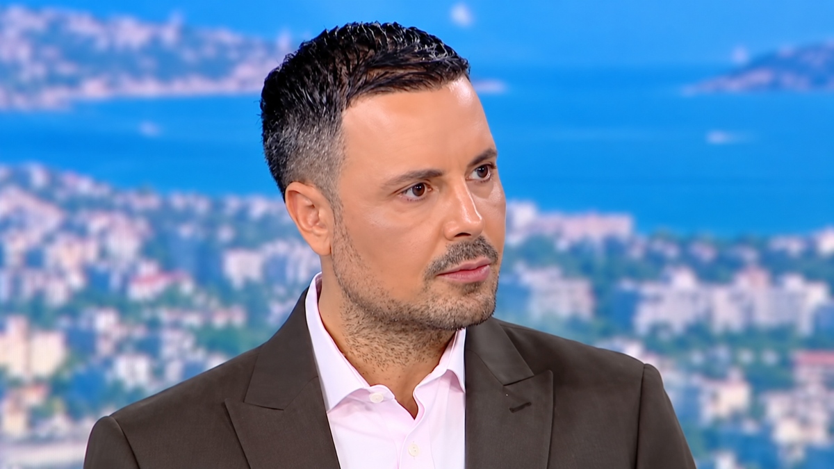 Οργή Κουσουλού για συνεργείο στο μαγαζί της Βάσως Μαζωνάκη