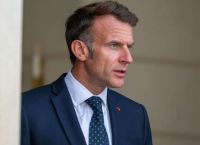 Παρίσι σηκώνει «ασπίδα» πετρελαίου: 100 εκατ. βαρέλια στο τραπέζι – Η πίεση Τραμπ στην Ευρώπη