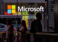 Microsoft: «Έξοδος» για 60.000 εργαζομένους – Το τίμημα των 175 δισ. δολαρίων για την AI