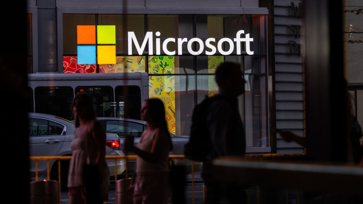 Microsoft: «Έξοδος» για 60.000 εργαζομένους – Το τίμημα των 175 δισ. δολαρίων για την AI