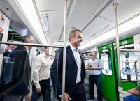 Μητσοτάκης στον Ηλεκτρικό: «Προβληματική η Γραμμή 1» – Η υπόσχεση για 14 νέους συρμούς το 2027