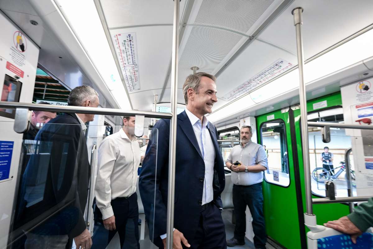 Μητσοτάκης στον Ηλεκτρικό: «Προβληματική η Γραμμή 1» – Η υπόσχεση για 14 νέους συρμούς το 2027