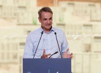 Μητσοτάκης: «Δεν είμαστε Γαλατικό Χωριό» – Καμπανάκι για δύσκολο χειμώνα και αιχμές στις Βρυξέλλες