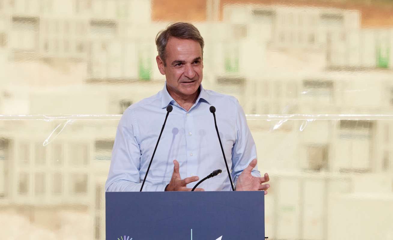 Μητσοτάκης: «Δεν είμαστε Γαλατικό Χωριό» – Καμπανάκι για δύσκολο χειμώνα και αιχμές στις Βρυξέλλες